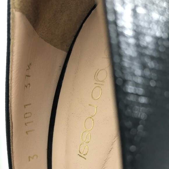 Sergio Rossi Black Pump - Picture 4 of 11